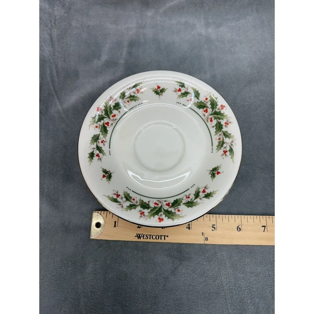 4 - Holly Yuletide Japan Small Salad Dessert Plates Christmas Holiday 6